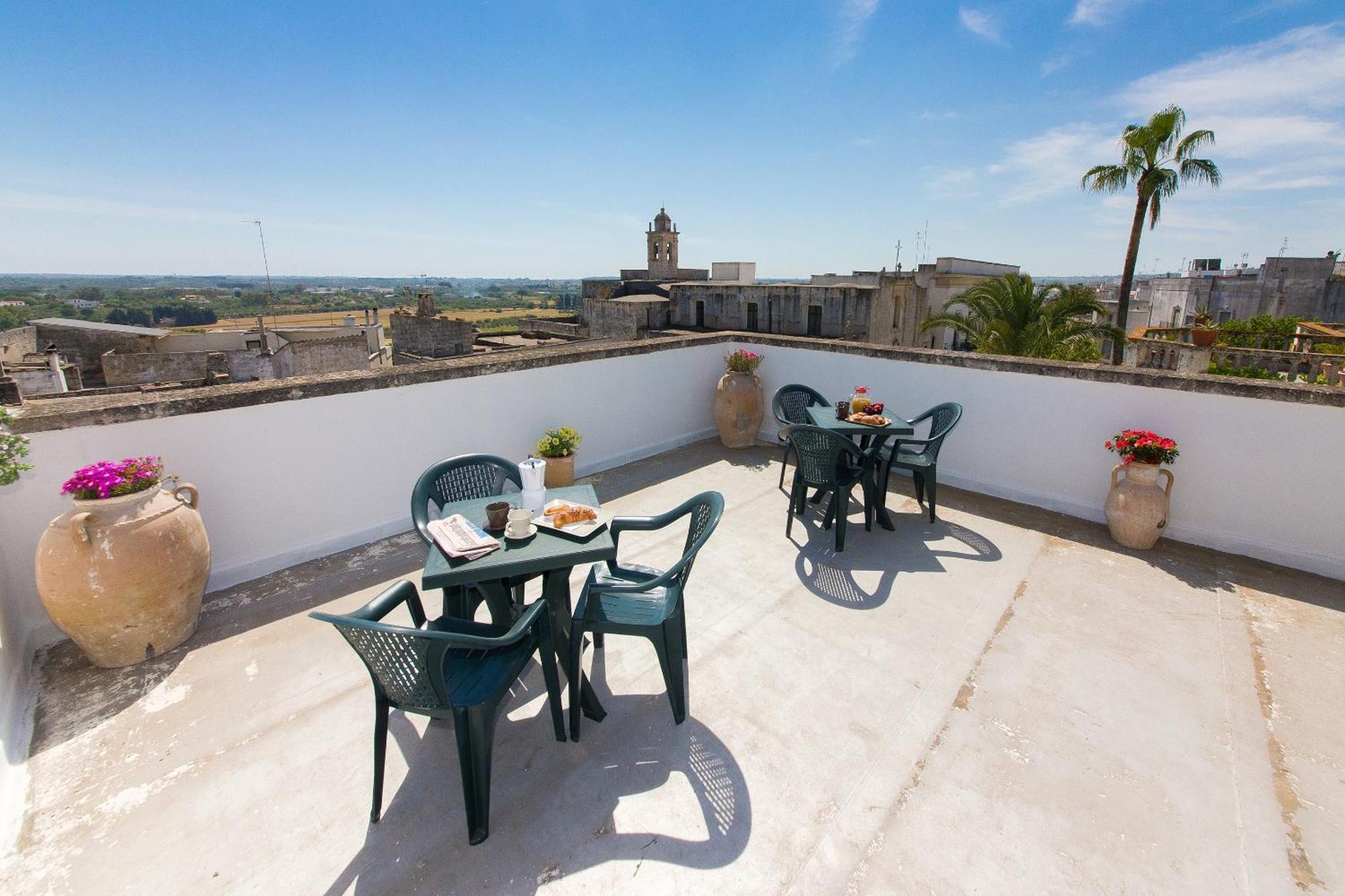 B&B La Casa Nel Borgo Specchia Exterior photo
